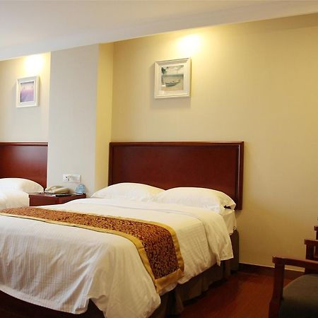 Greentree Inn Jiangxi Fuzhou Gandong Bridge Express Hotel エクステリア 写真