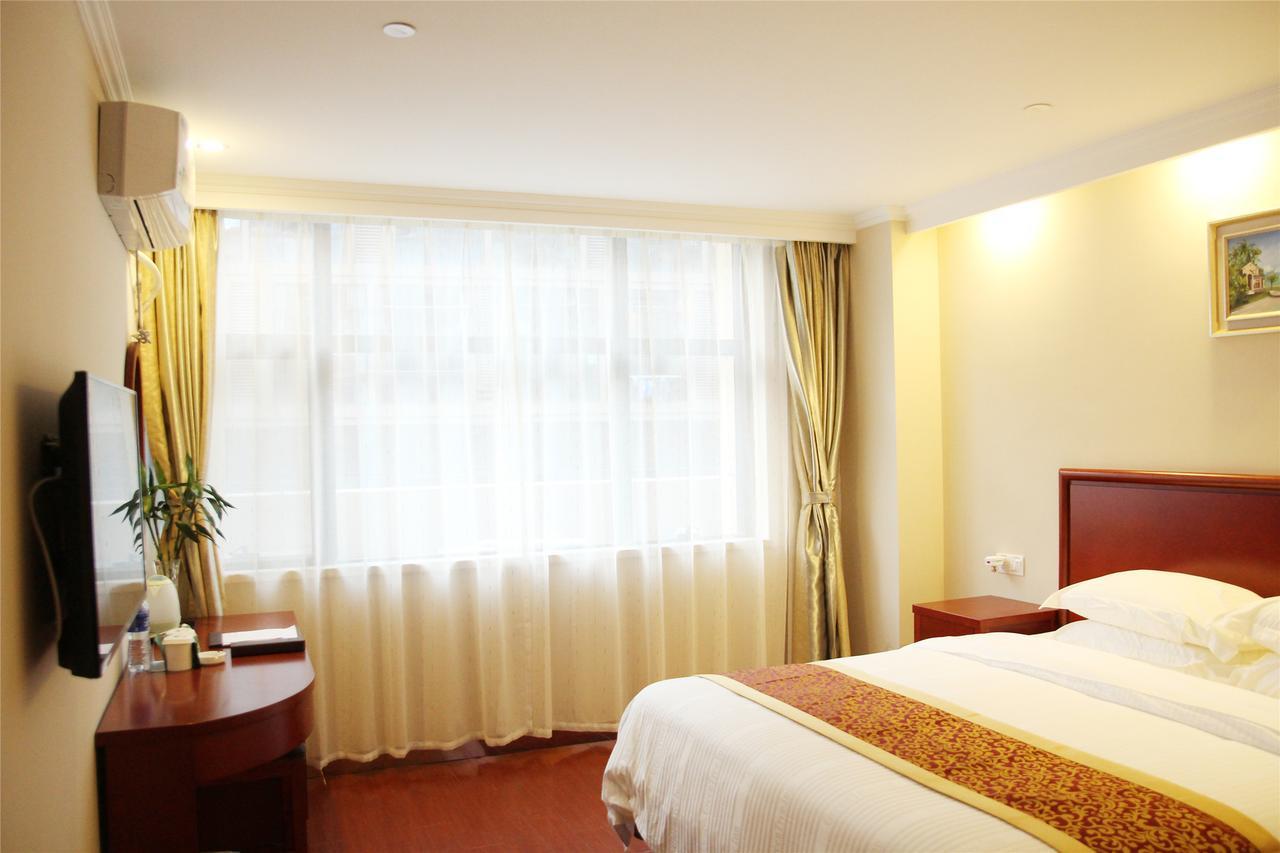 Greentree Inn Jiangxi Fuzhou Gandong Bridge Express Hotel エクステリア 写真