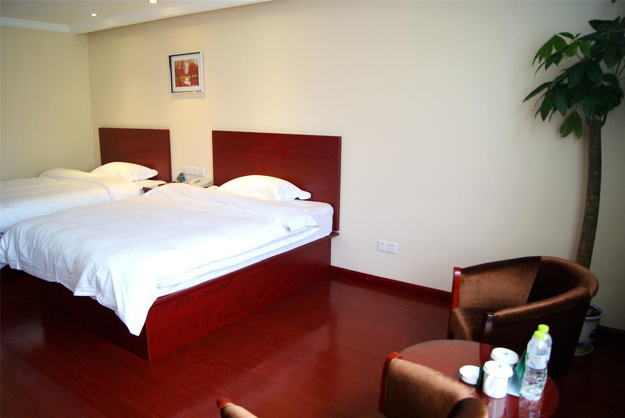 Greentree Inn Jiangxi Fuzhou Gandong Bridge Express Hotel エクステリア 写真